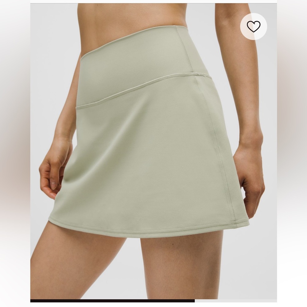Lululemon Tennis Align High-Rise Skirt in Soft Green
